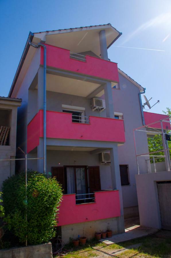 Sofia * Zadar